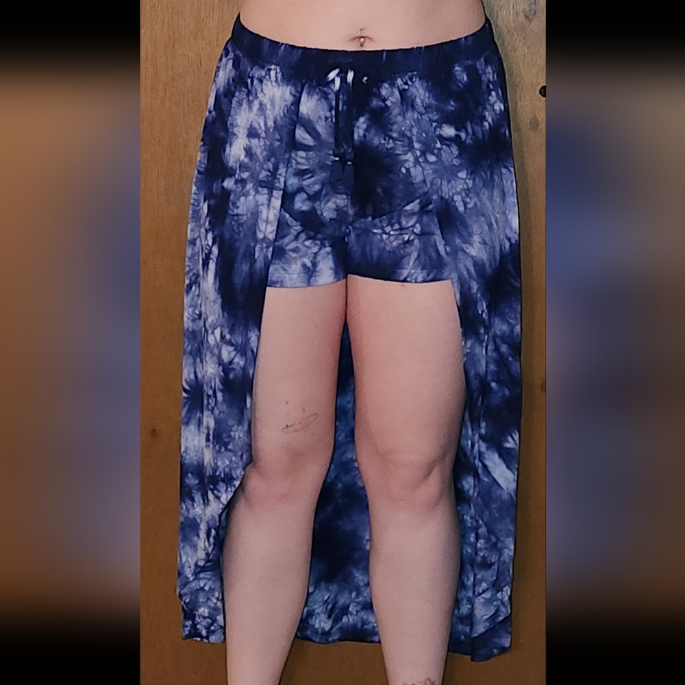 Justice shorts, girls plus size 14/16, blue tie-dye